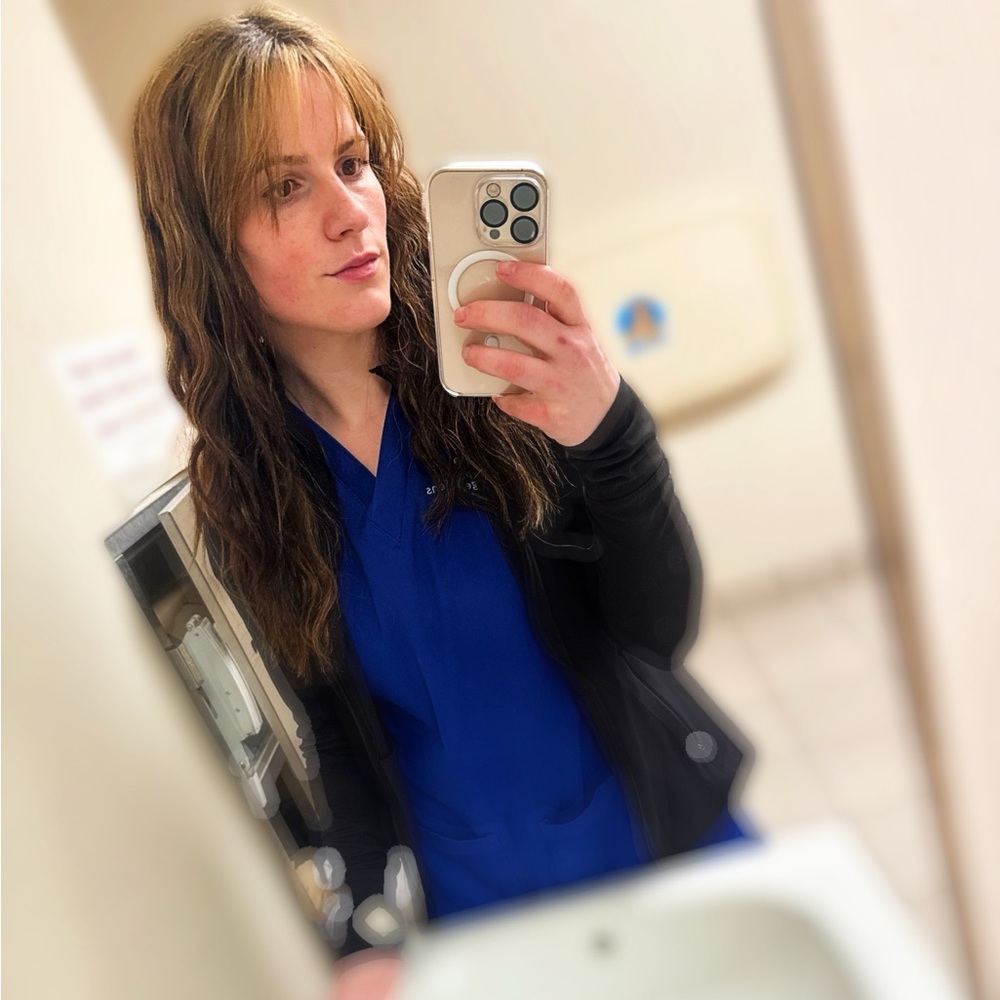 Meet your Posher, Melissa